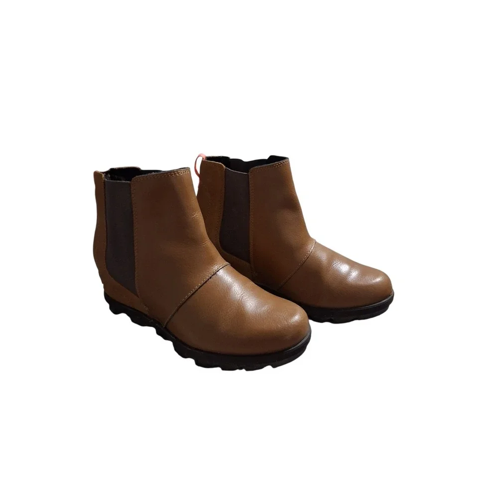 Sorel Big Girls size 4 Joan of Arctic Wedge Leather Chelsea Casual Preppy Boots